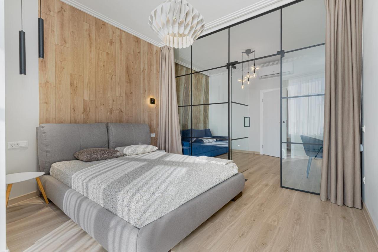 Sea Symphony Luxury 3-Bedrooms Apartment Odessa Exteriör bild