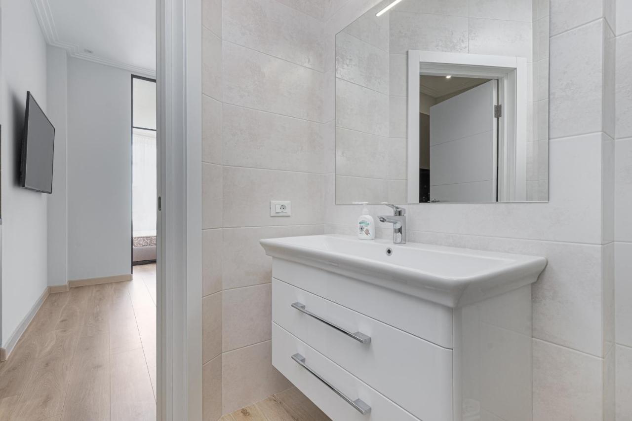 Sea Symphony Luxury 3-Bedrooms Apartment Odessa Exteriör bild