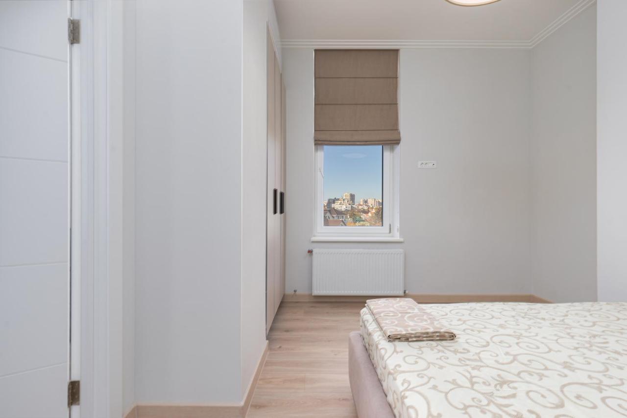 Sea Symphony Luxury 3-Bedrooms Apartment Odessa Exteriör bild